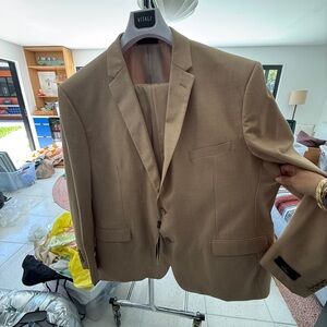 VITALI Men's Light Tan Two-Button Suit : Jacket 54L/ Pant W49